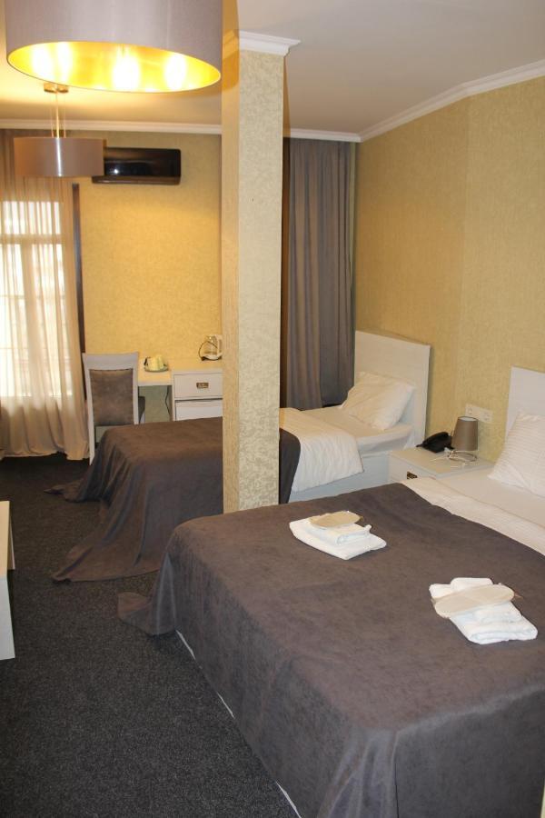 Hotel Plaza Tbilisi Eksteriør billede