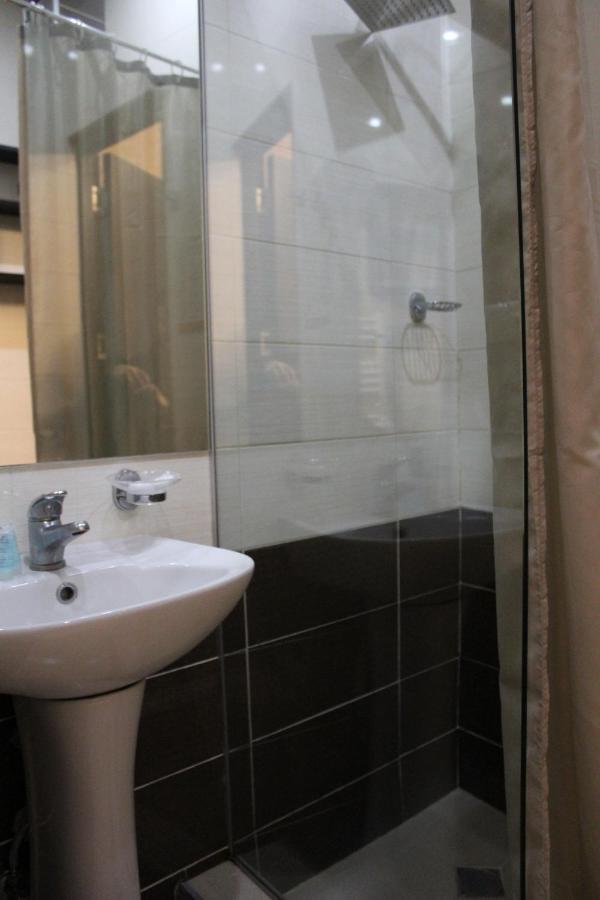 Hotel Plaza Tbilisi Eksteriør billede