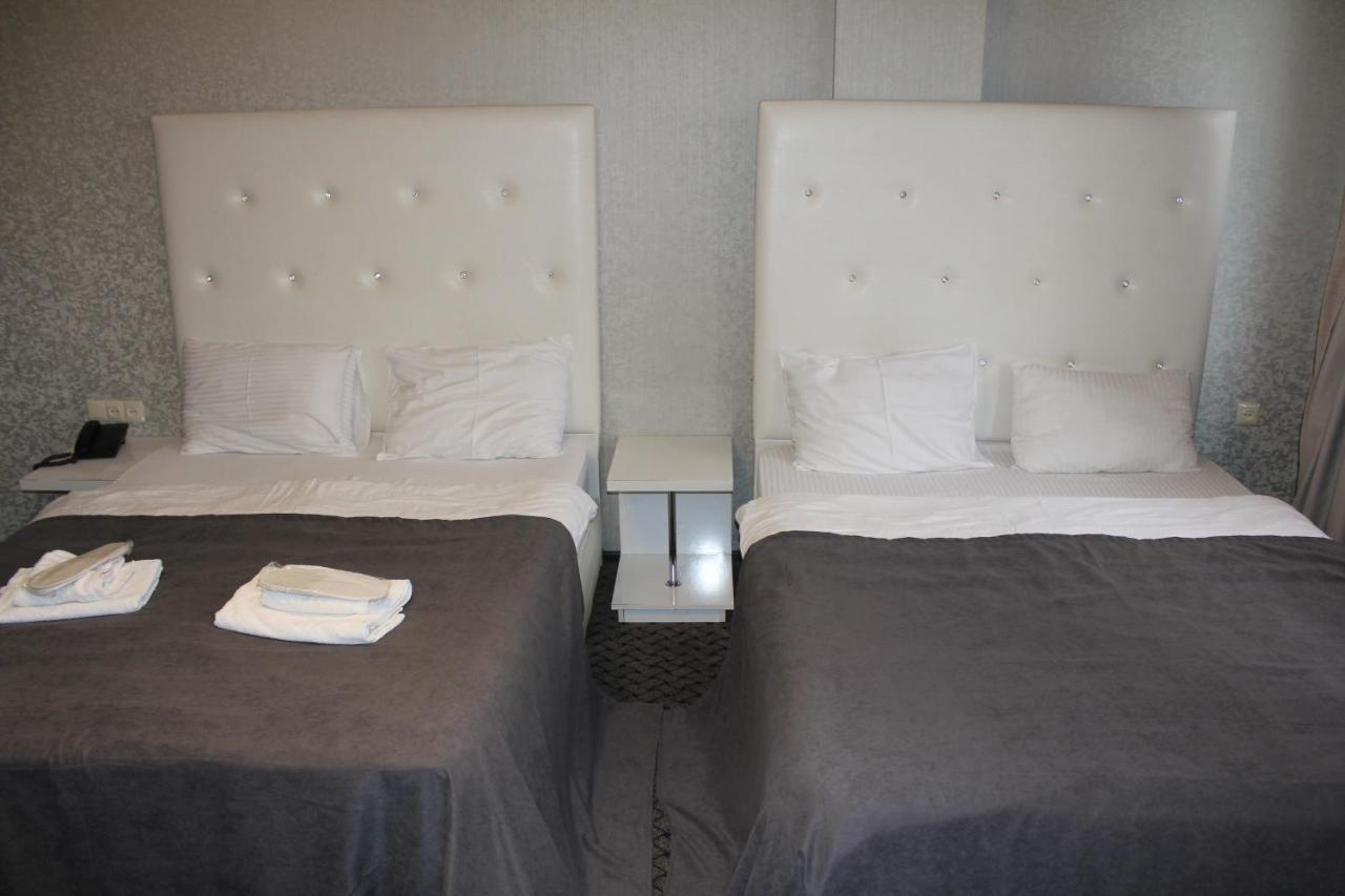 Hotel Plaza Tbilisi Eksteriør billede