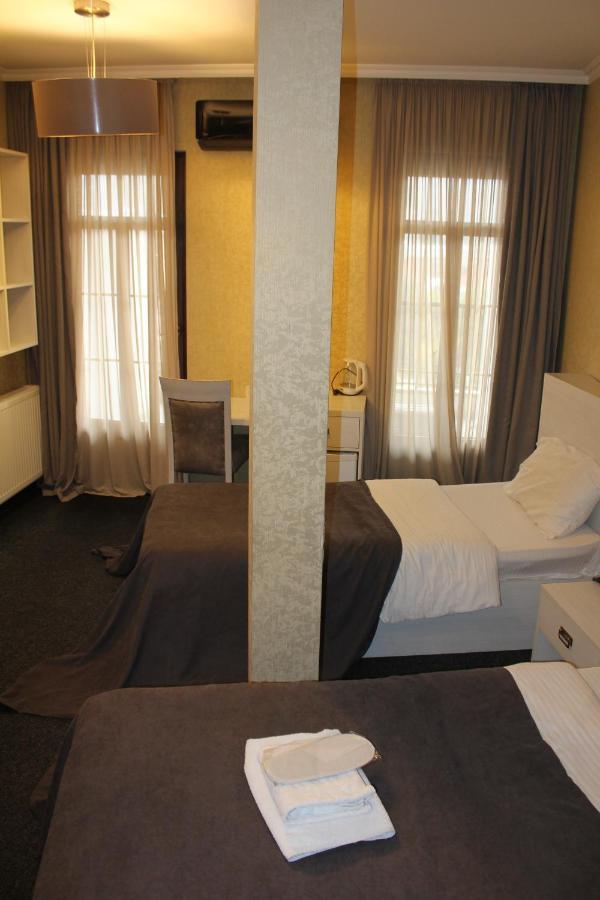 Hotel Plaza Tbilisi Eksteriør billede