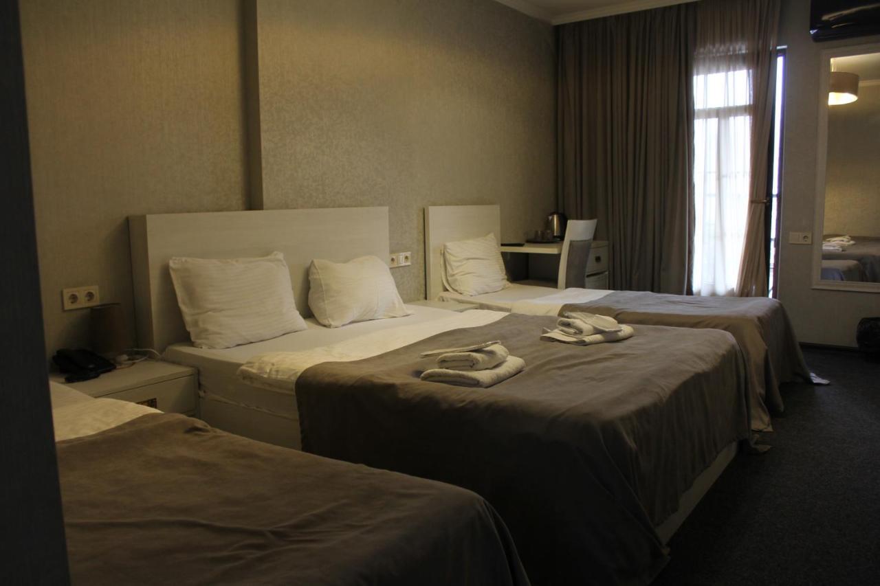 Hotel Plaza Tbilisi Eksteriør billede